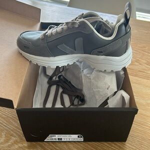 NEW with box! Veja Rick Owens X size 7US.